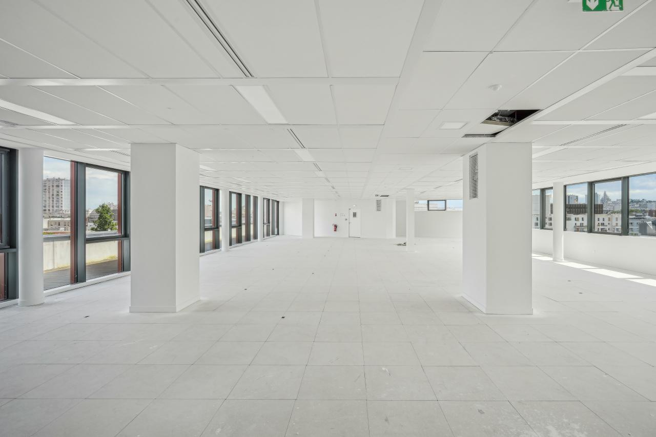 Bureau Saint-Ouen 9822m² Location bureau Saint-Ouen Seine-Saint-Denis OLBUR2104933 9